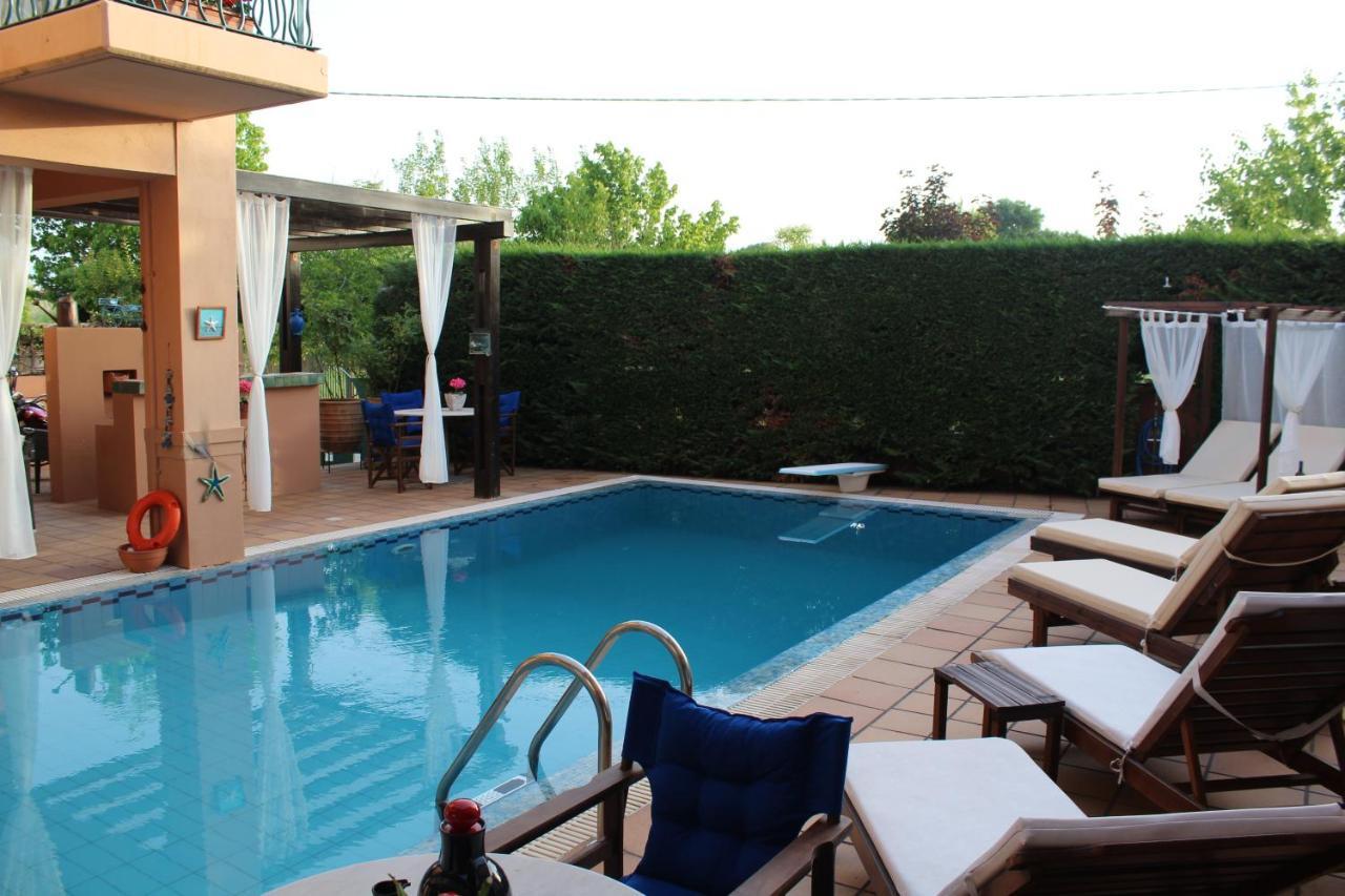 4-Seasons Pool Villa Near Meteora Tríkala Extérieur photo